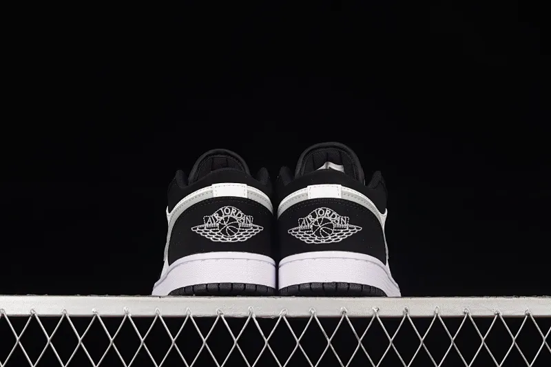 All categories Air Jordan Jordan series basketball shoes Air Jordan 1 Low Z version Air Jordan 1 Low "New Emerald" AJ1 Joe 1 black and white gray 552780-018